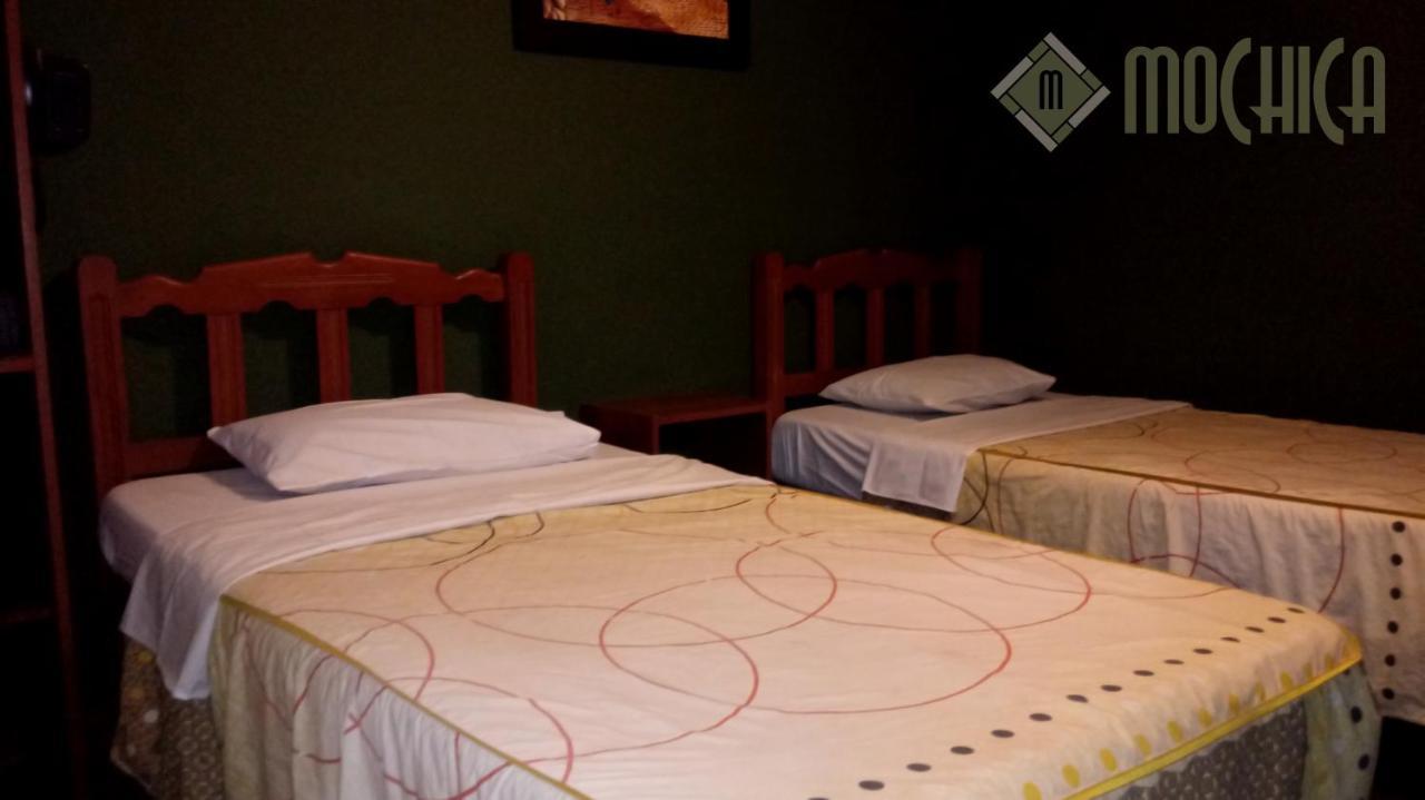 Hostal Residencial Mochica Lima Luaran gambar